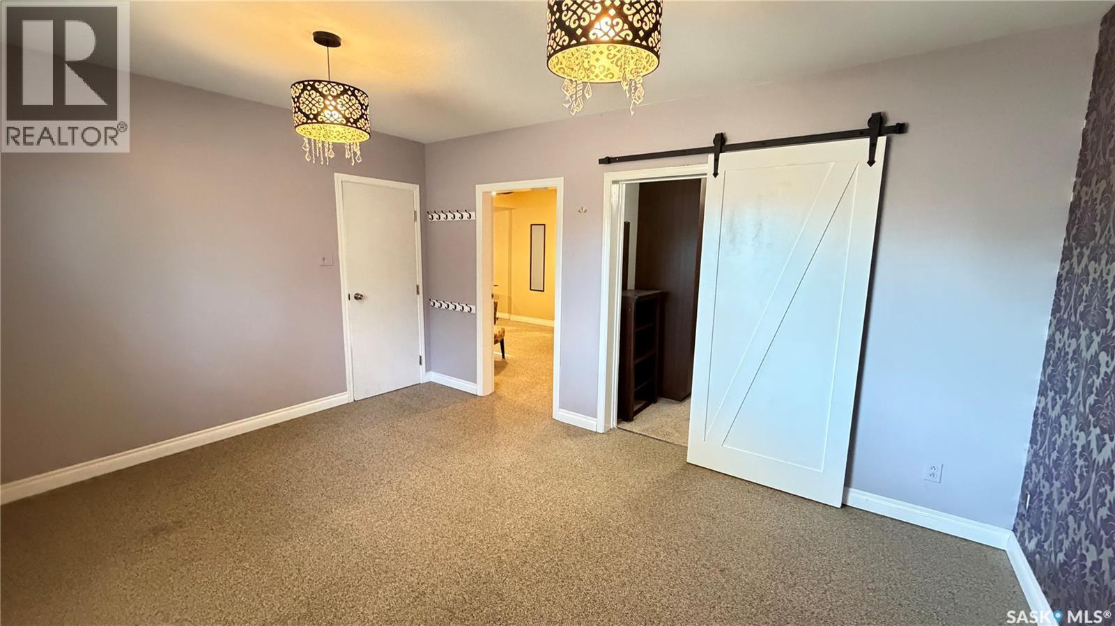 217 2Nd Avenue, Maple Creek, SK