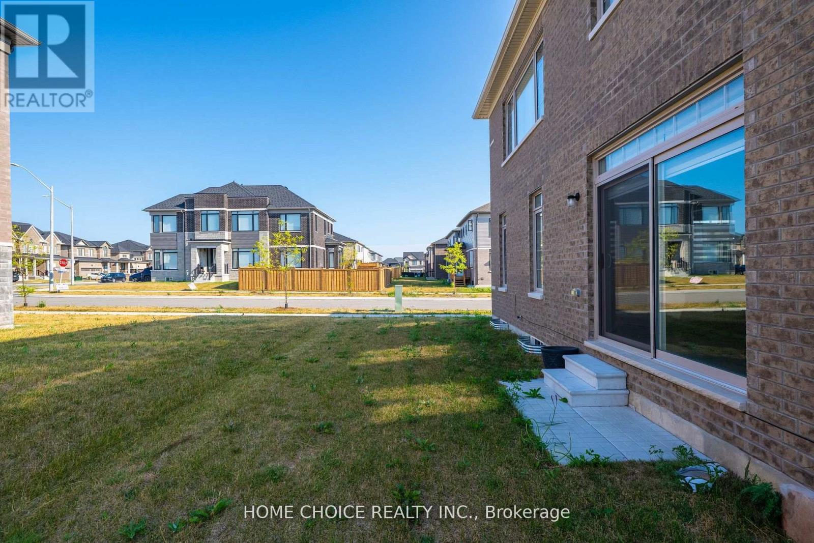 22 Ludlow Drive E, Barrie, ON