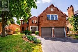 15 HARE COURT Markham, ON L3P 4K5