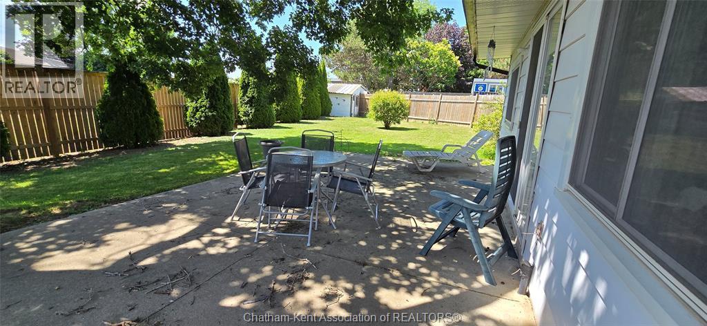 21 Chestnut Drive, Chatham, ON - Outdoor