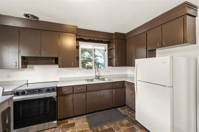 829 Talbot Ave, Winnipeg, MB