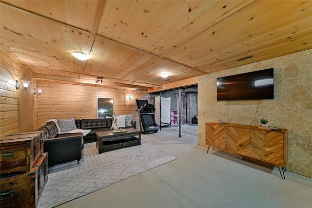 19 Maplegrove Rd, Winnipeg, MB