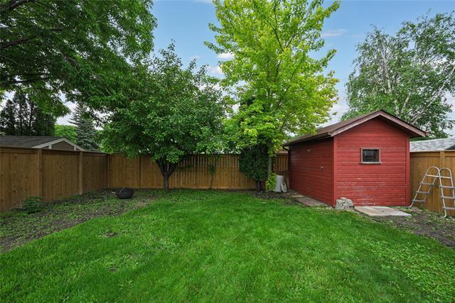 19 Maplegrove Rd, Winnipeg, MB