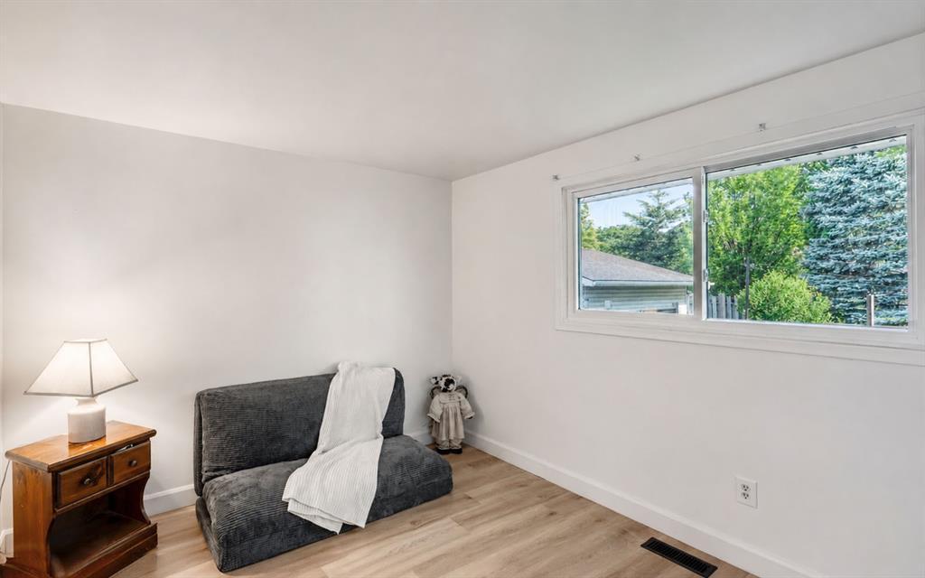 565 Plympton Street, Plympton-Wyoming, ON