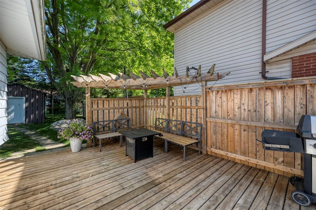 565 Plympton Street, Plympton-Wyoming, ON