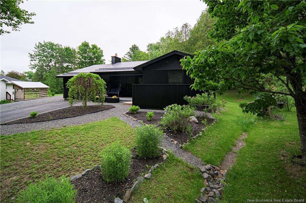 34 Simcoe Crt, Fredericton, NB