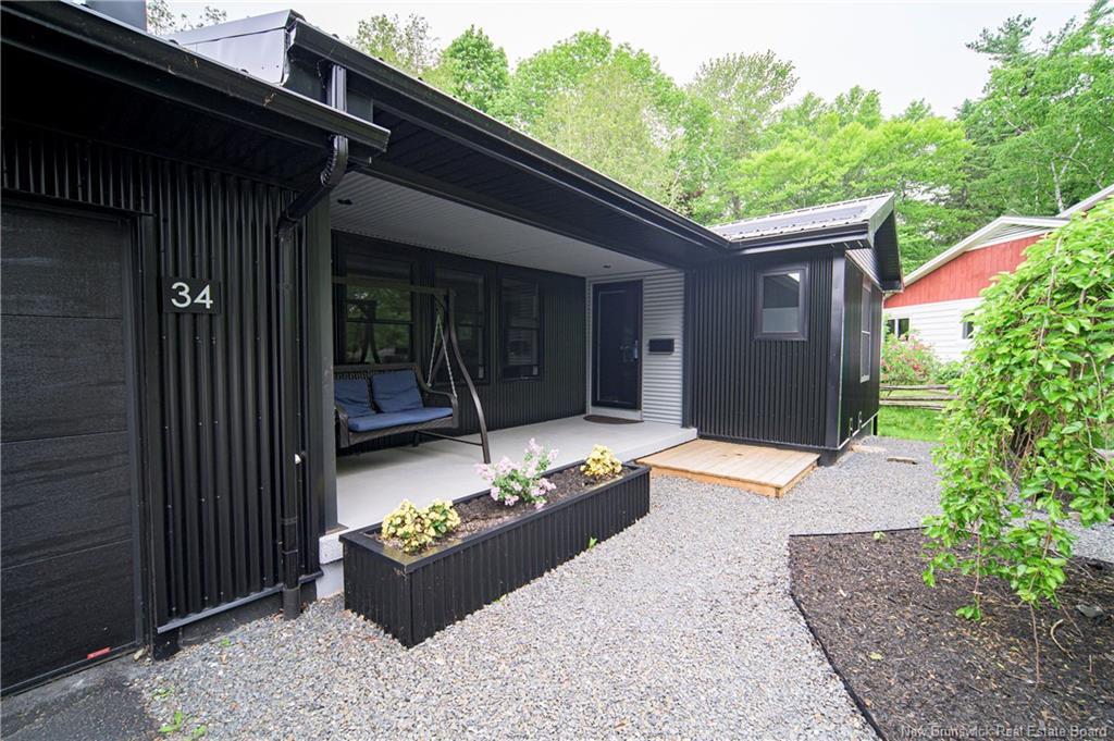 34 Simcoe Crt, Fredericton, NB