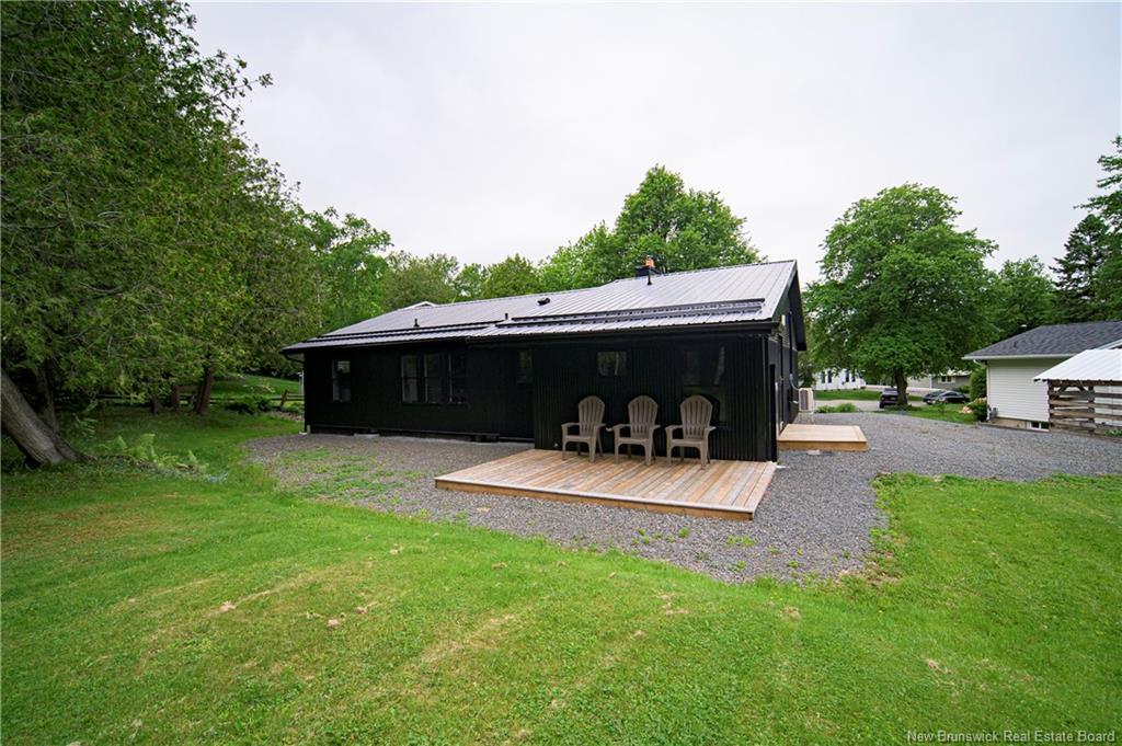 34 Simcoe Crt, Fredericton, NB