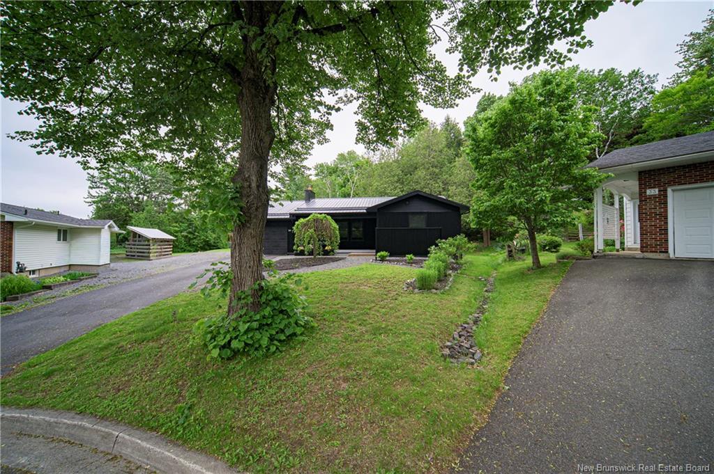 34 Simcoe Crt, Fredericton, NB