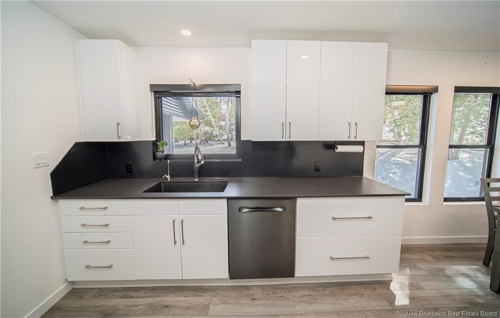 34 Simcoe Crt, Fredericton, NB