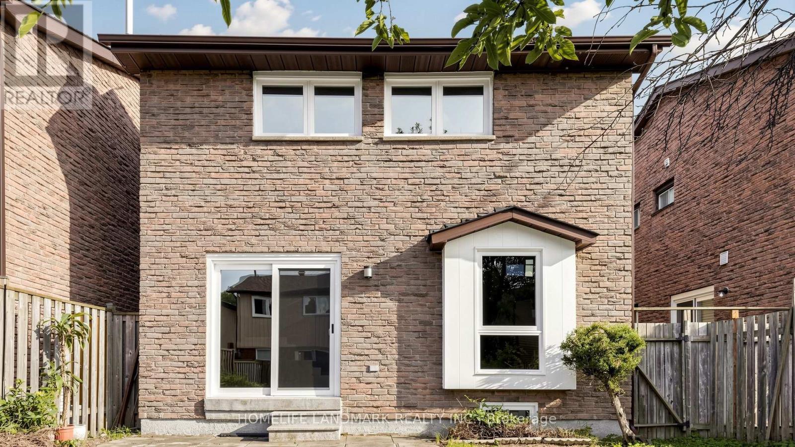 31 Fullerton Crescent, Markham, ON