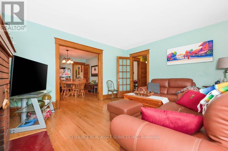 378 First Avenue, Ottawa, ON