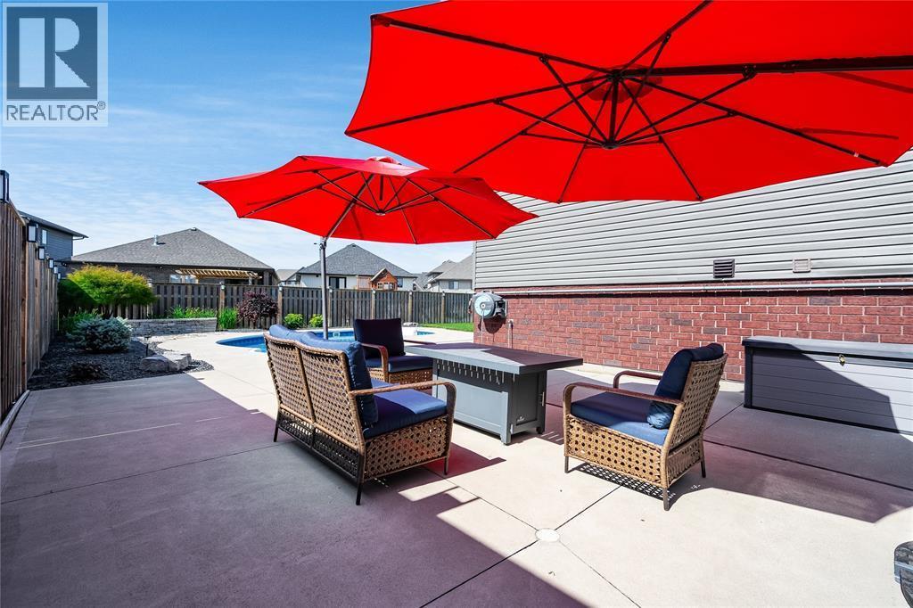 64 Valencia Drive, Chatham, ON