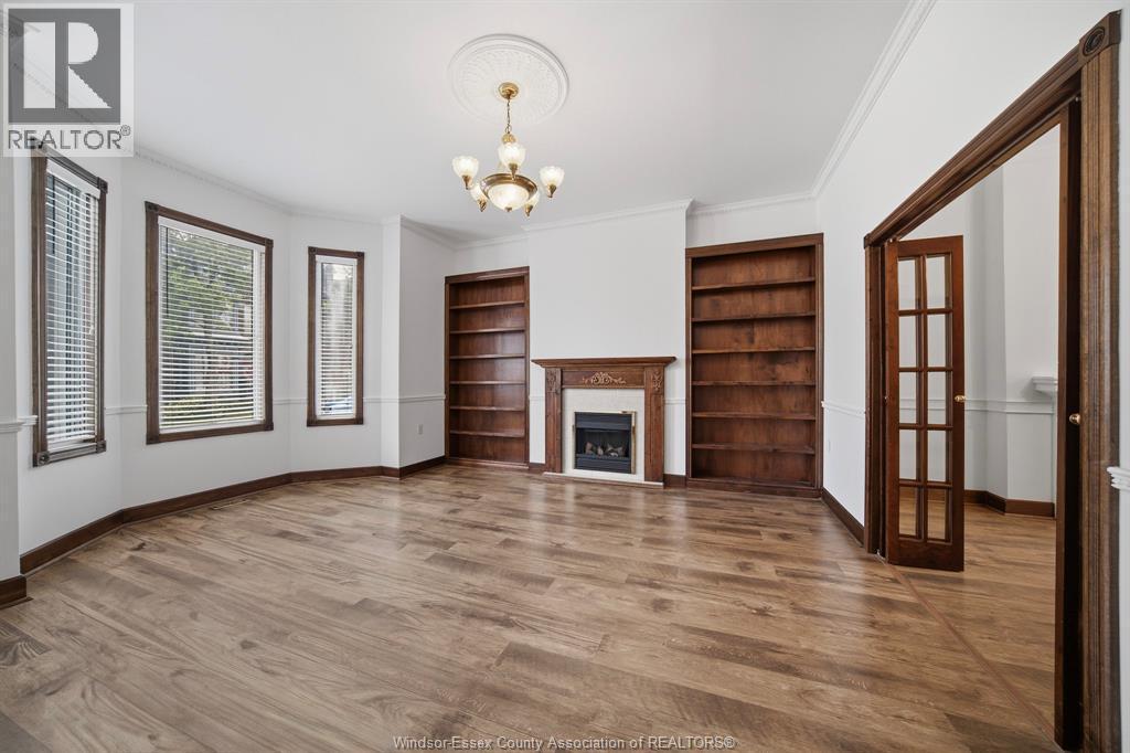 265 Macnab Street North, Hamilton, ON