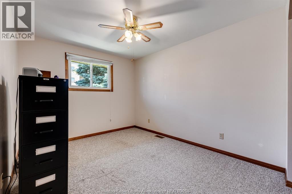 8418 Kingston, Windsor, ON