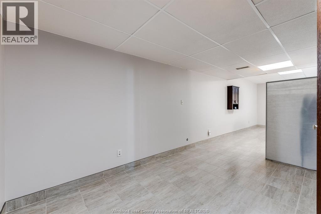 8418 Kingston, Windsor, ON