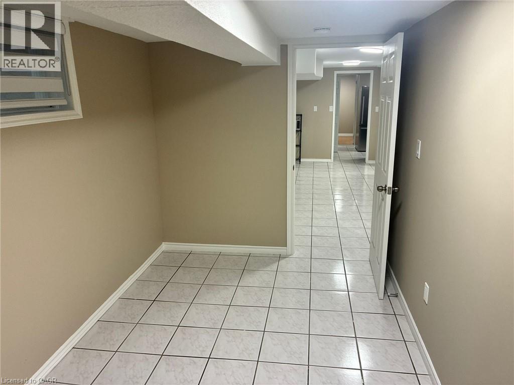 Bedroom - 172 Gibson Avenue Unit# Lower, Hamilton, ON