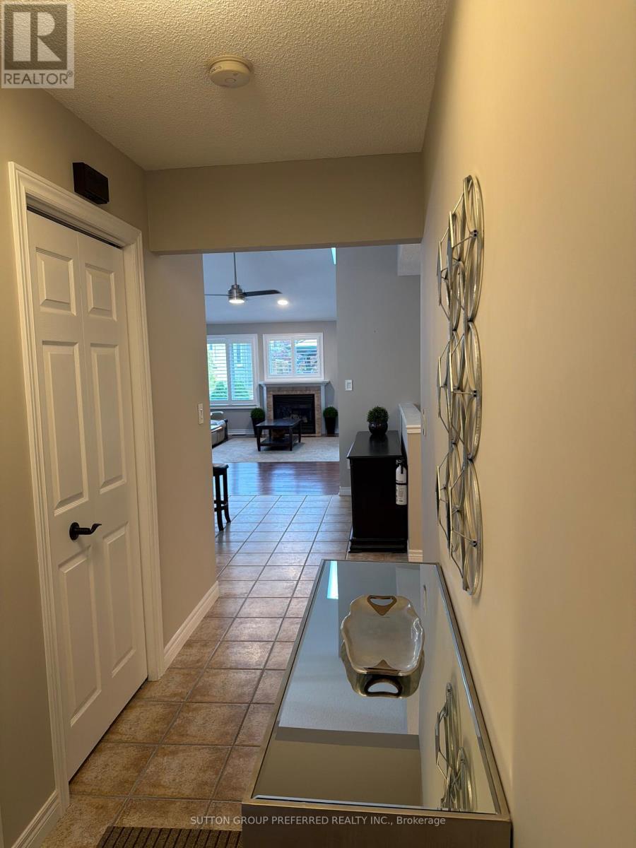 6 - 20 Windemere Place, St. Thomas, ON - Indoor Photo Showing Other Room