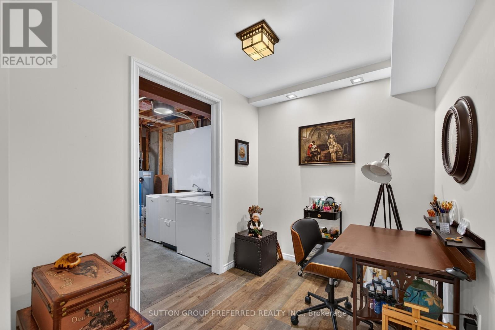 6 - 20 Windemere Place, St. Thomas, ON - Indoor Photo Showing Office
