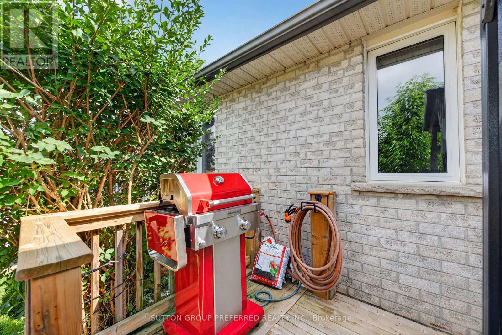 6 - 20 Windemere Place, St. Thomas, ON - Outdoor With Exterior
