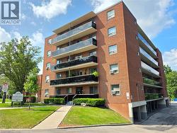 2373 KING Street E Unit# 37  Hamilton, ON L8K 1X9