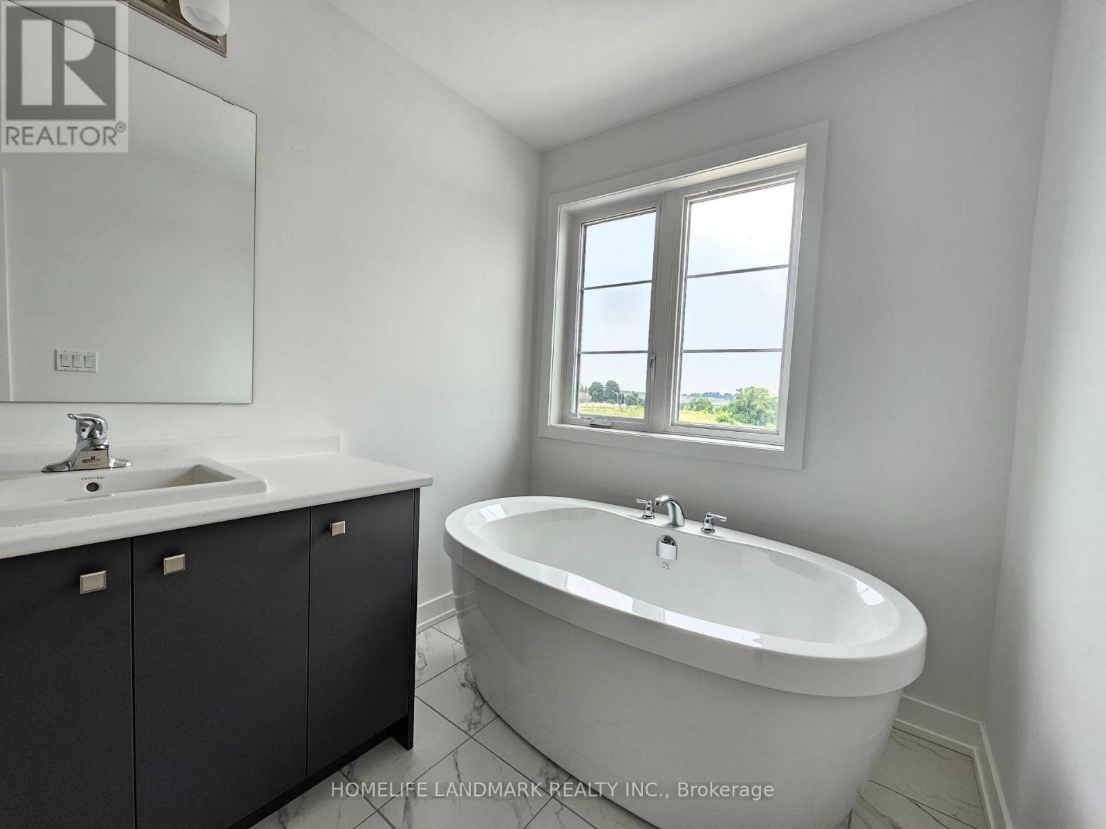 77 Morrison Crescent, Whitby, ON