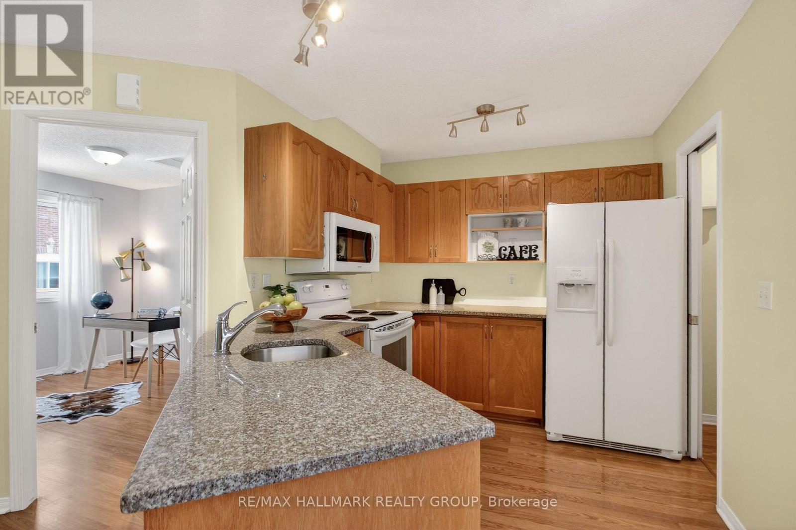 3 Daphne Crescent, Ottawa, ON