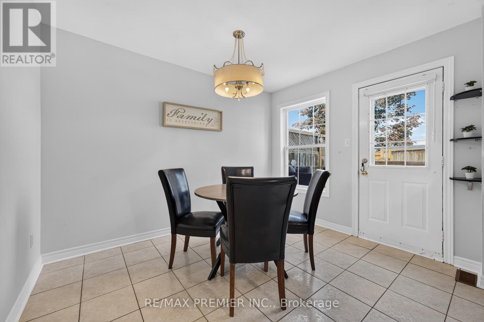 47 Milloy Place, Aurora, ON