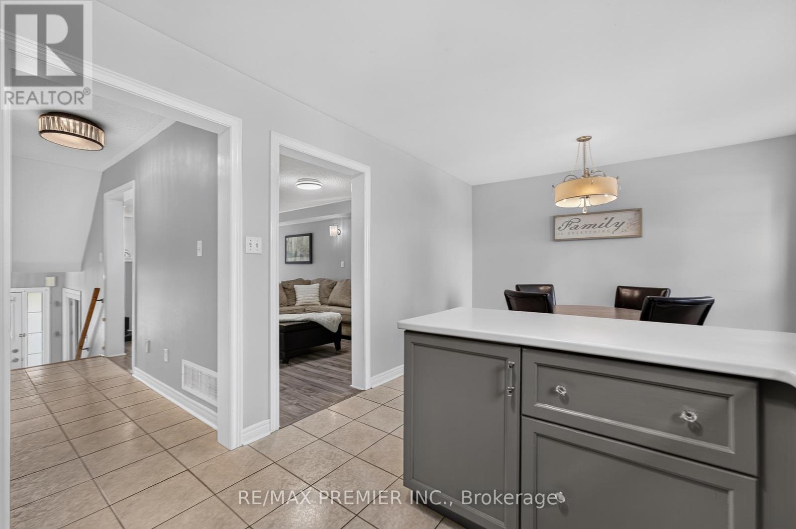 47 Milloy Place, Aurora, ON