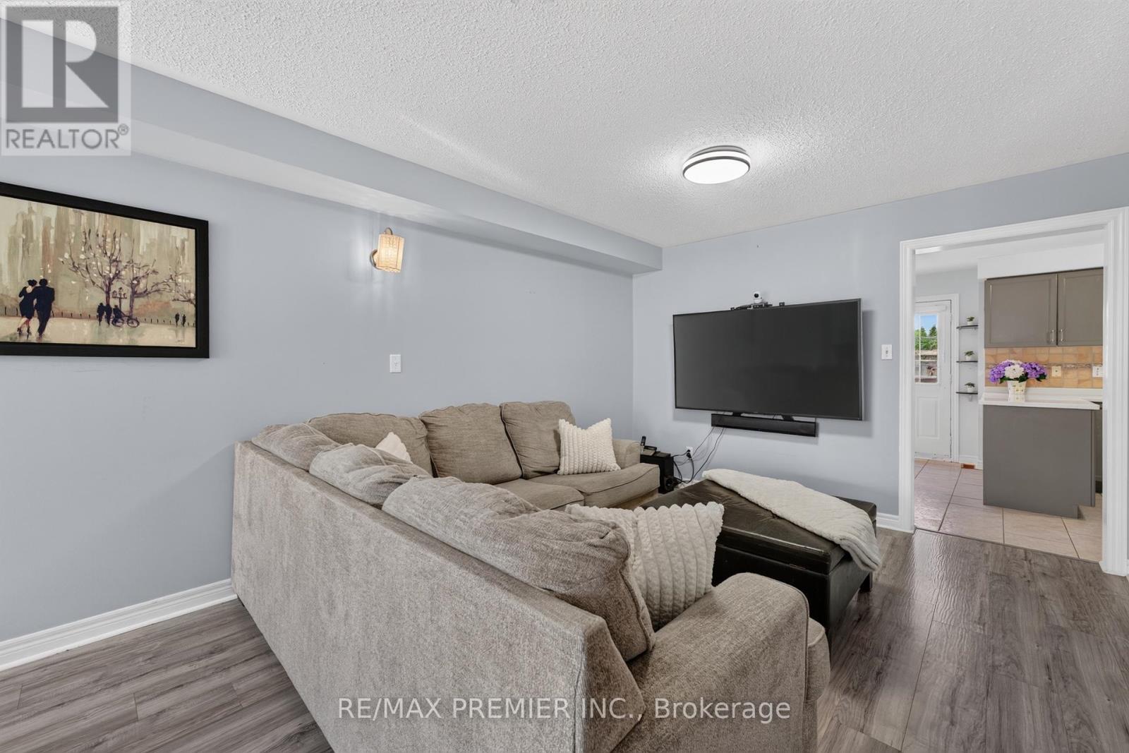 47 Milloy Place, Aurora, ON
