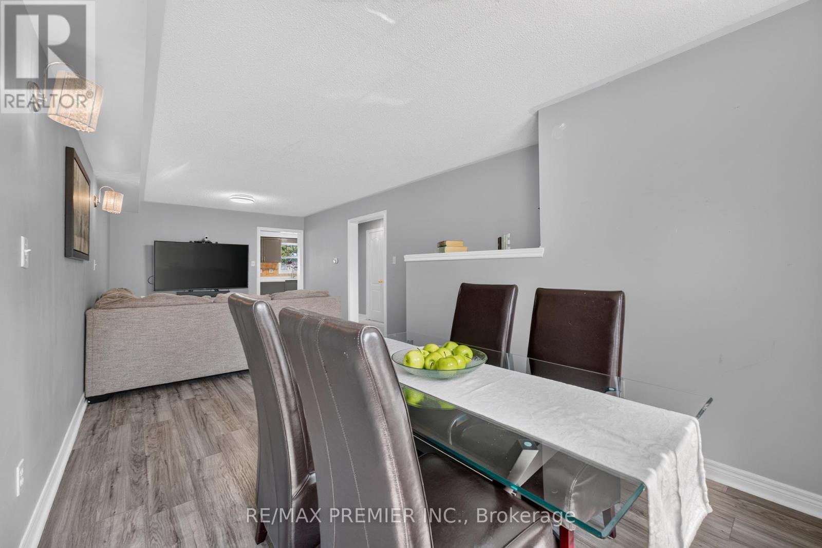 47 Milloy Place, Aurora, ON