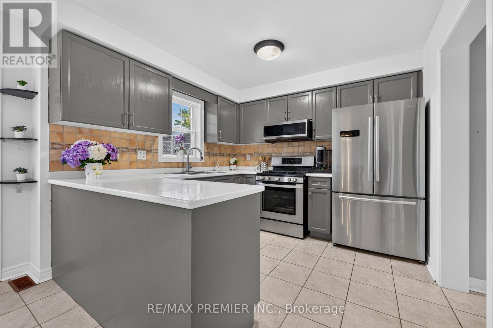 47 Milloy Place, Aurora, ON