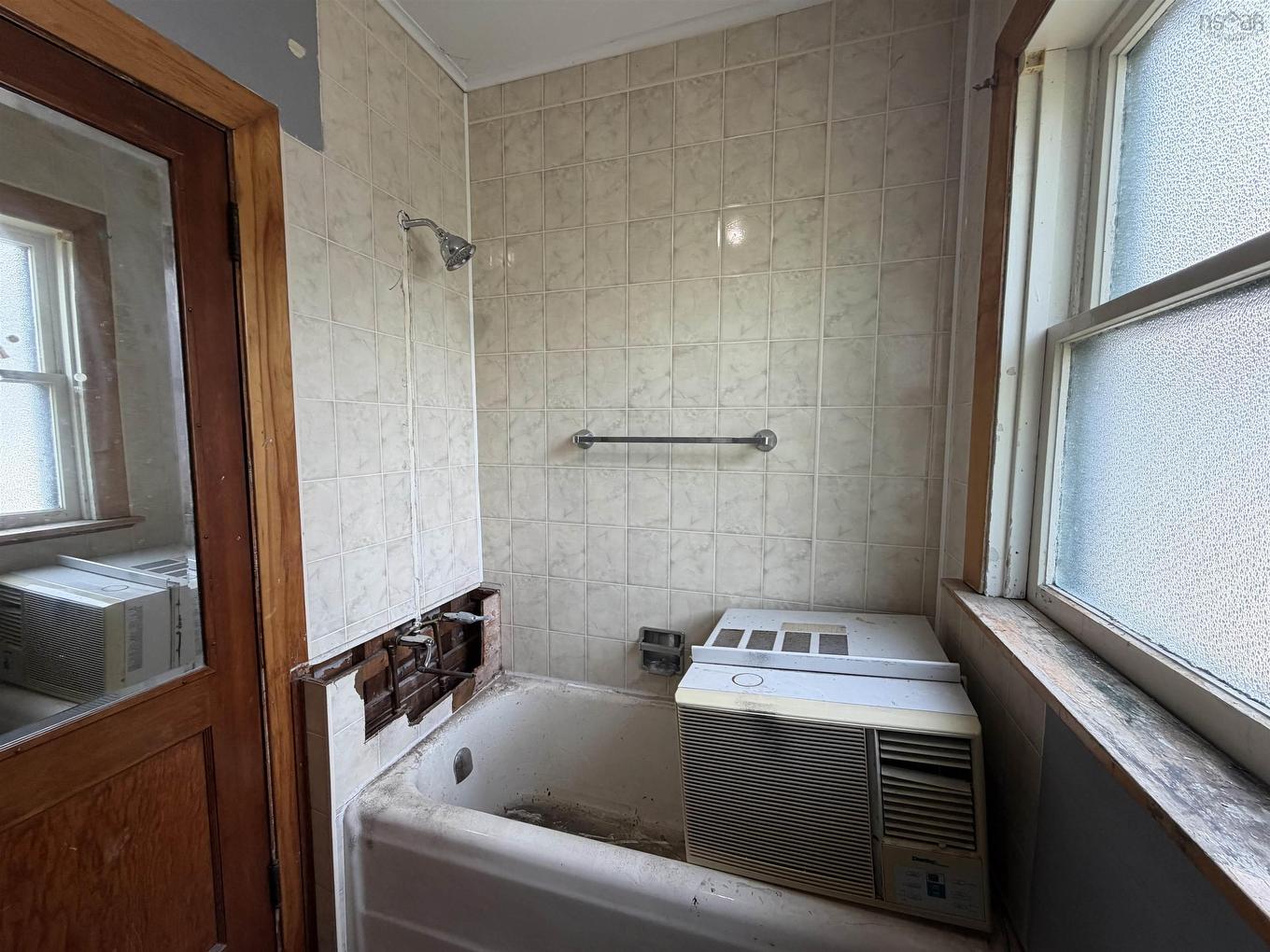 147 Mackay Street, Stellarton, NS