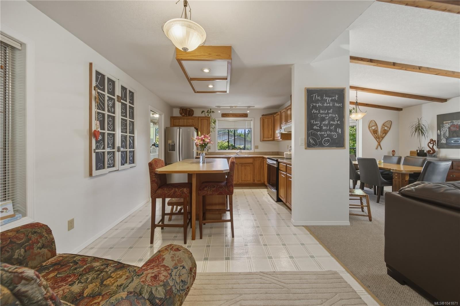 476 Qualicum Rd, Qualicum Beach, BC
