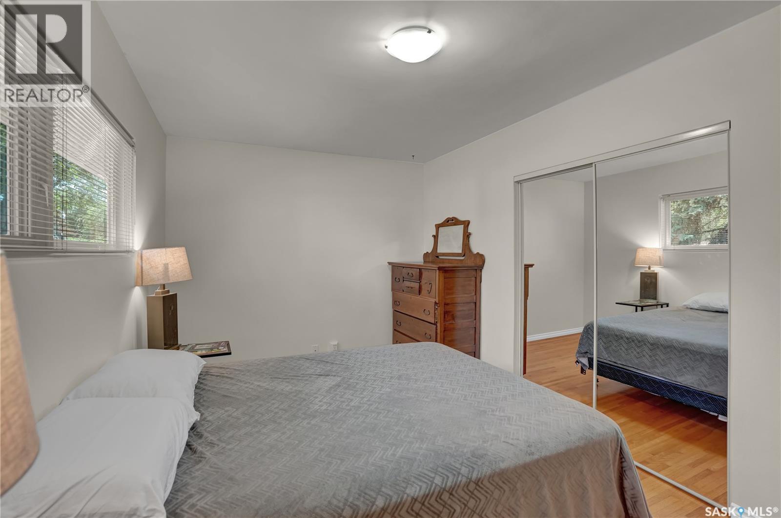 3 Dolphin Bay, Regina, SK