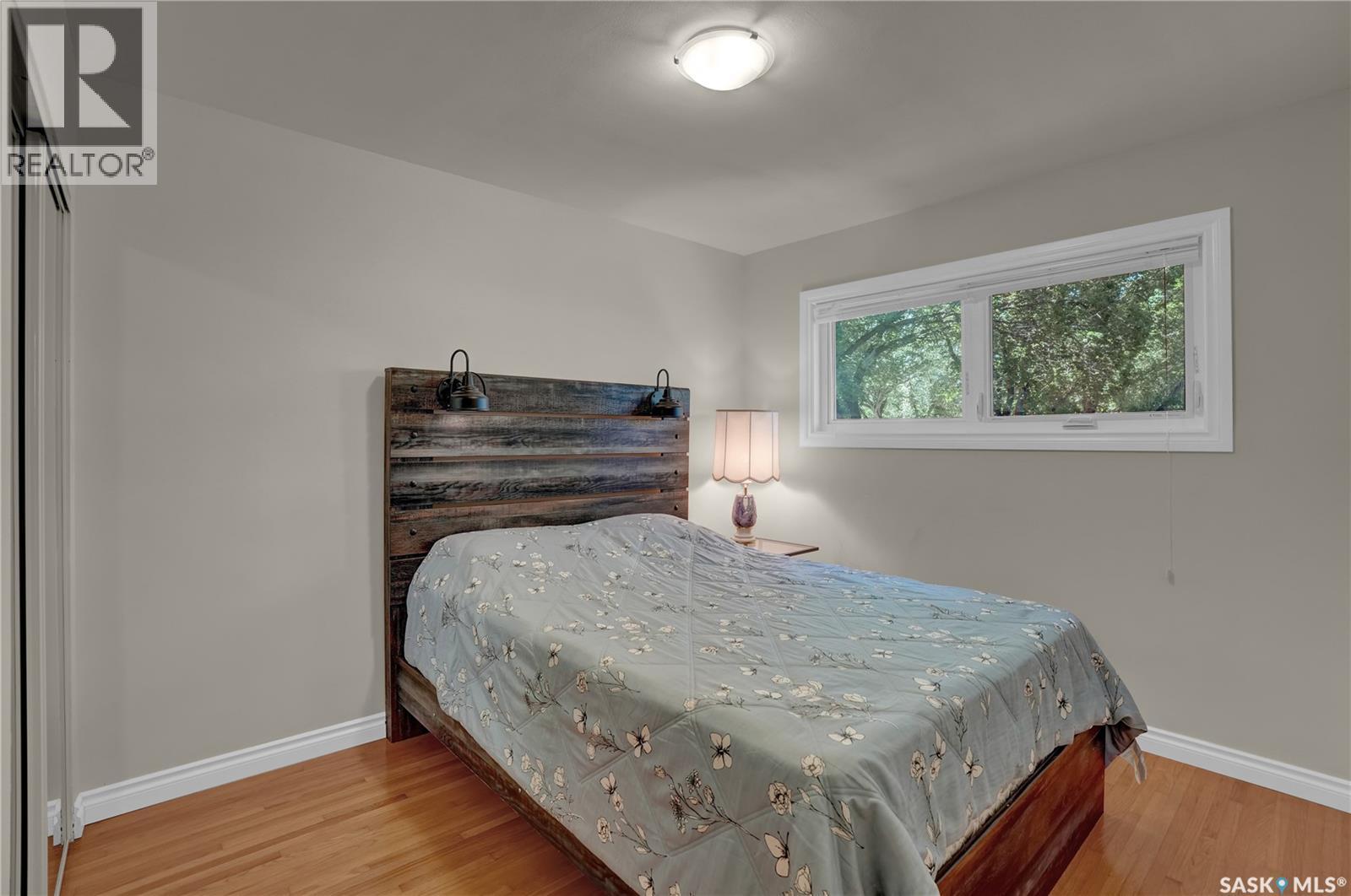 3 Dolphin Bay, Regina, SK
