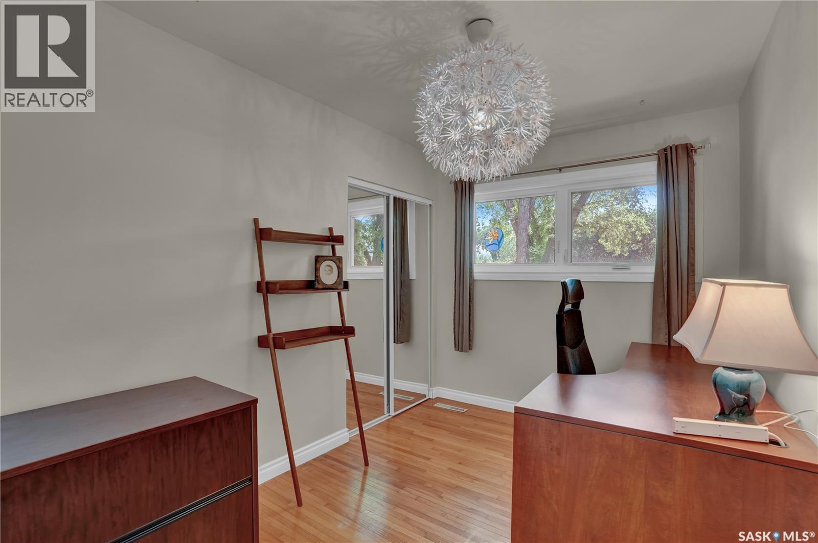 3 Dolphin Bay, Regina, SK