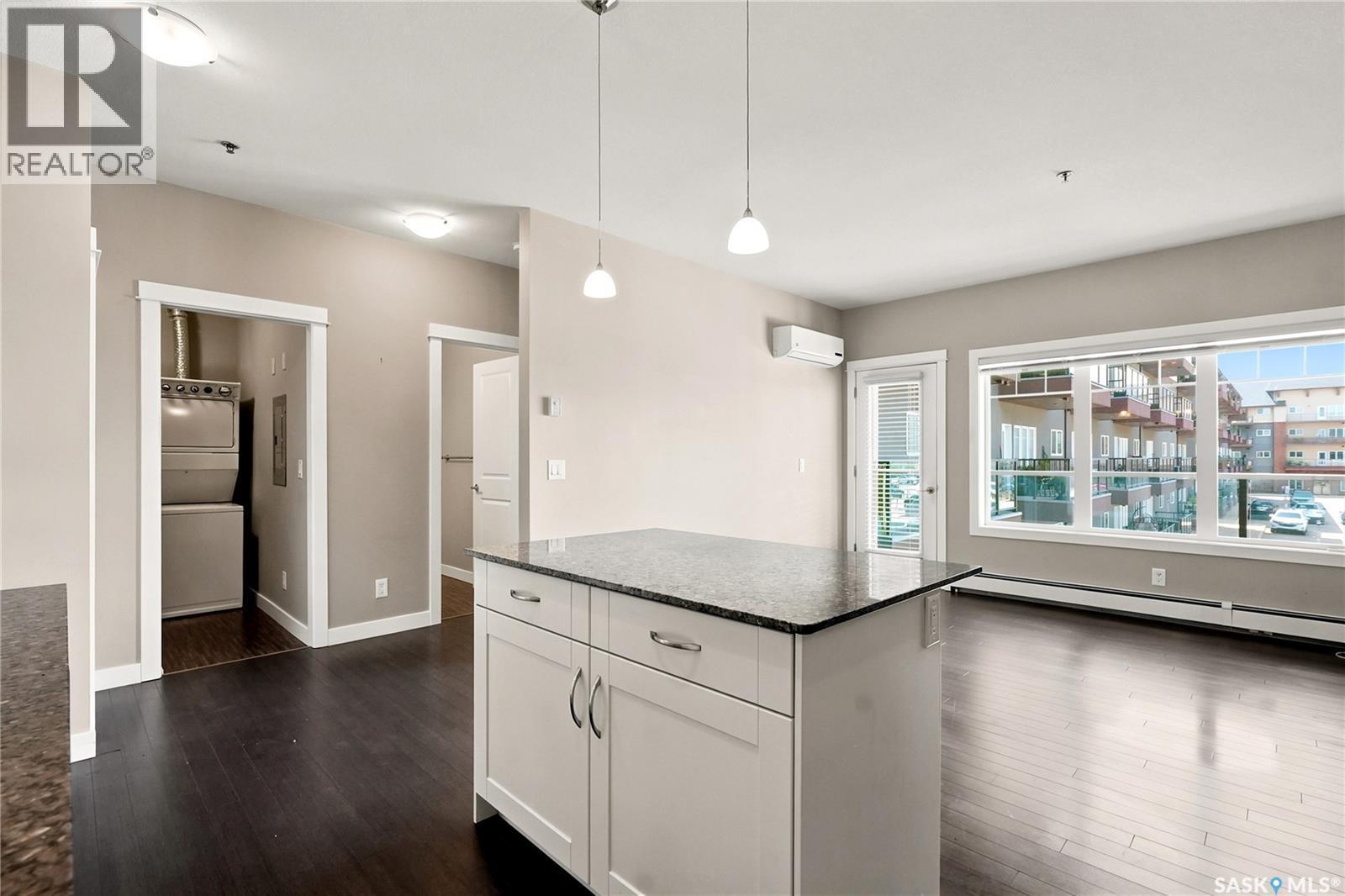 203 702 Hart Road, Saskatoon, SK