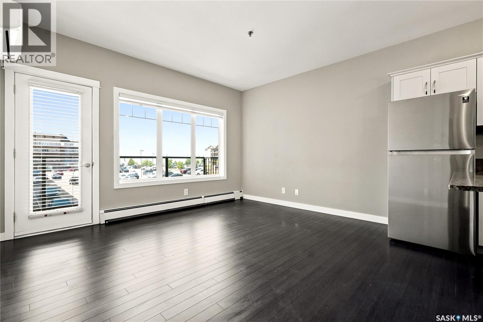 203 702 Hart Road, Saskatoon, SK