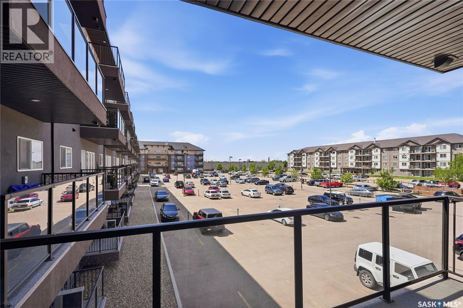 203 702 Hart Road, Saskatoon, SK