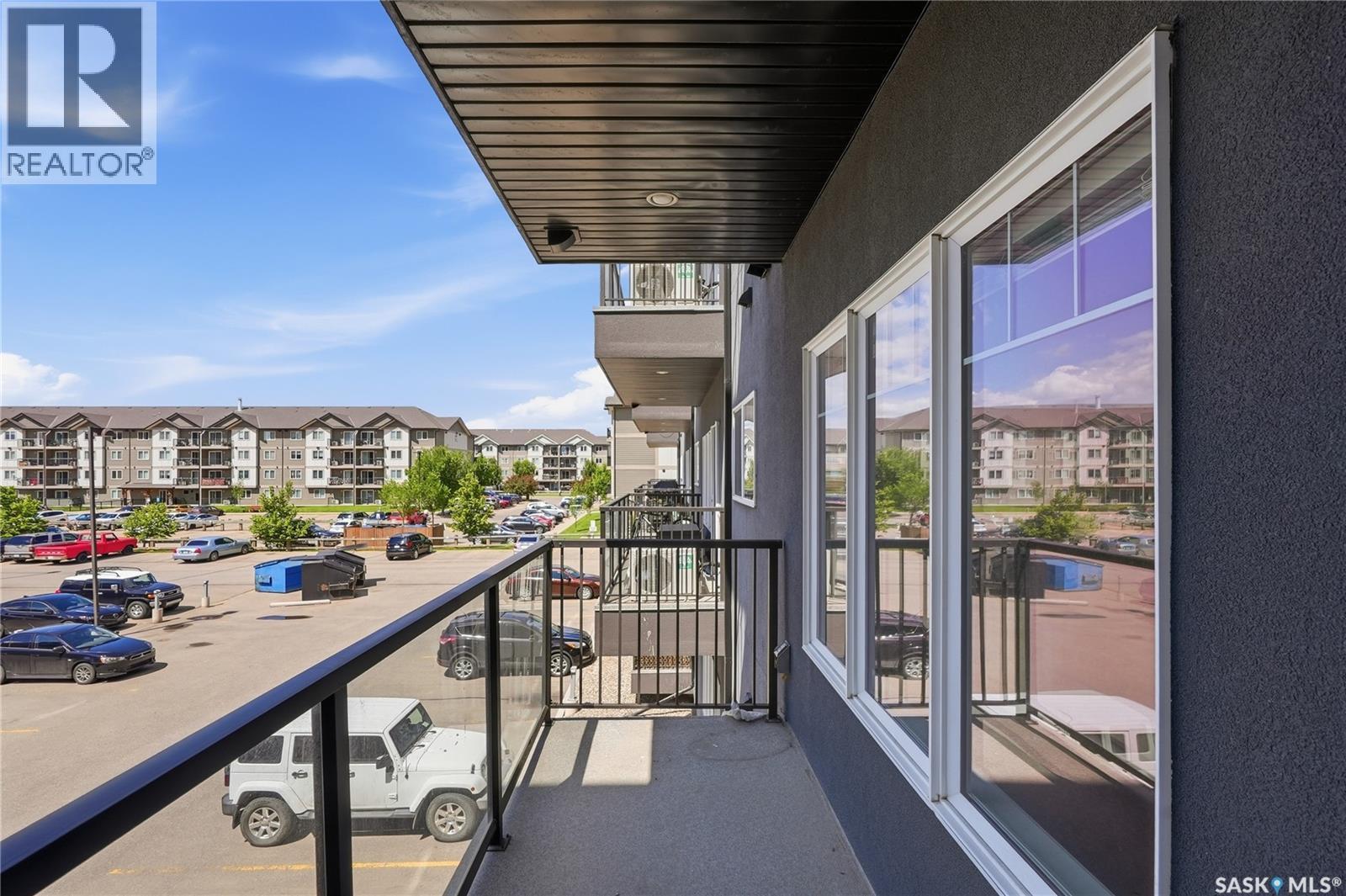 203 702 Hart Road, Saskatoon, SK