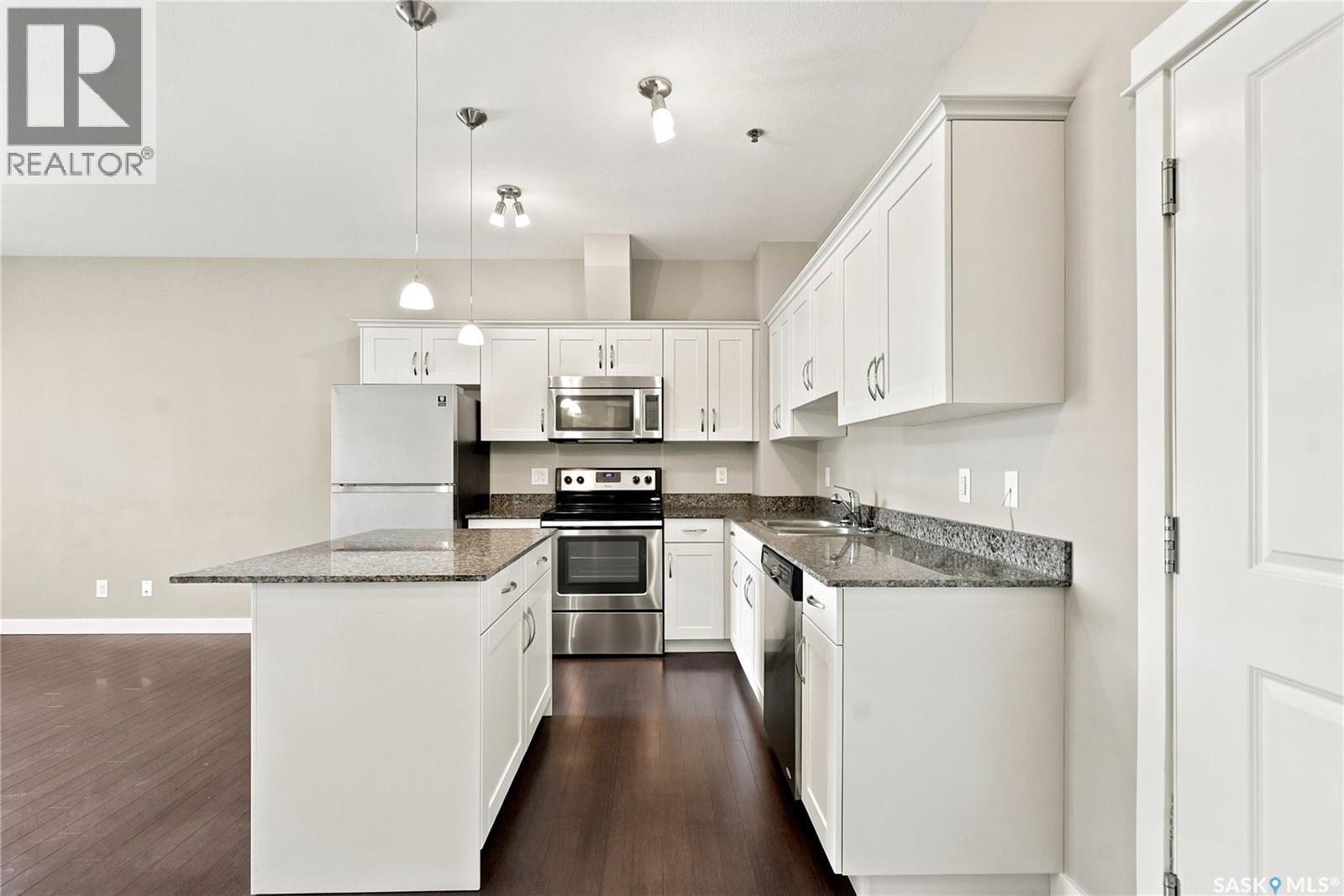 203 702 Hart Road, Saskatoon, SK