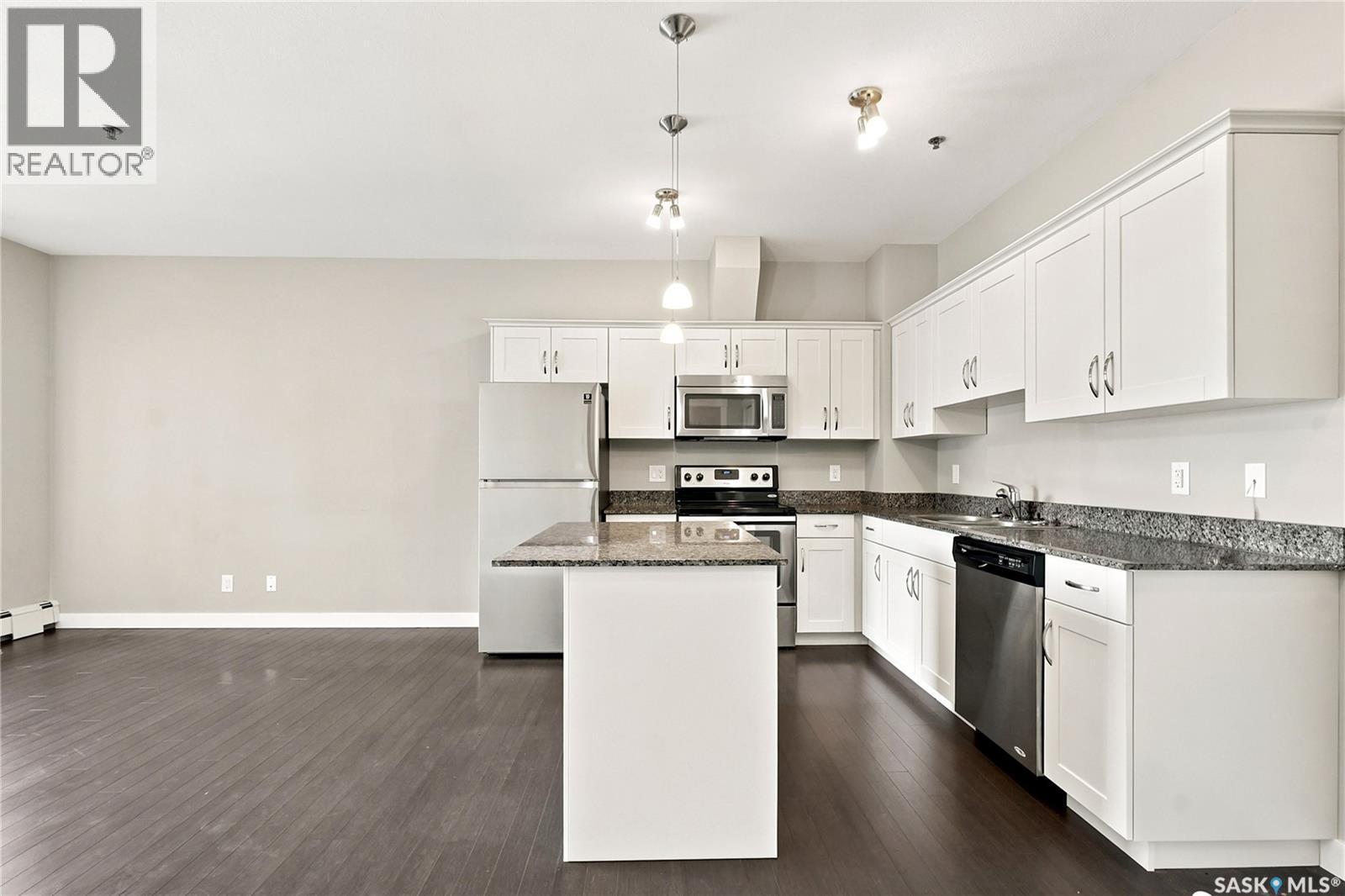 203 702 Hart Road, Saskatoon, SK