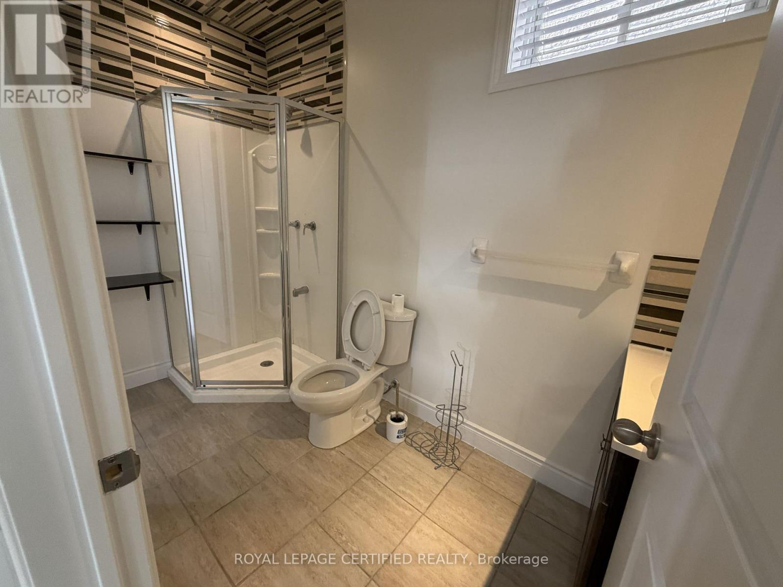Bsmt - 61 Eagleglen Way, Hamilton, ON