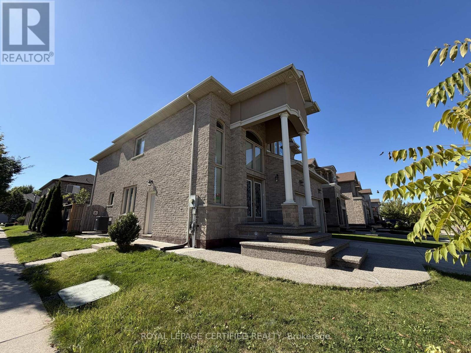 Bsmt - 61 Eagleglen Way, Hamilton, ON