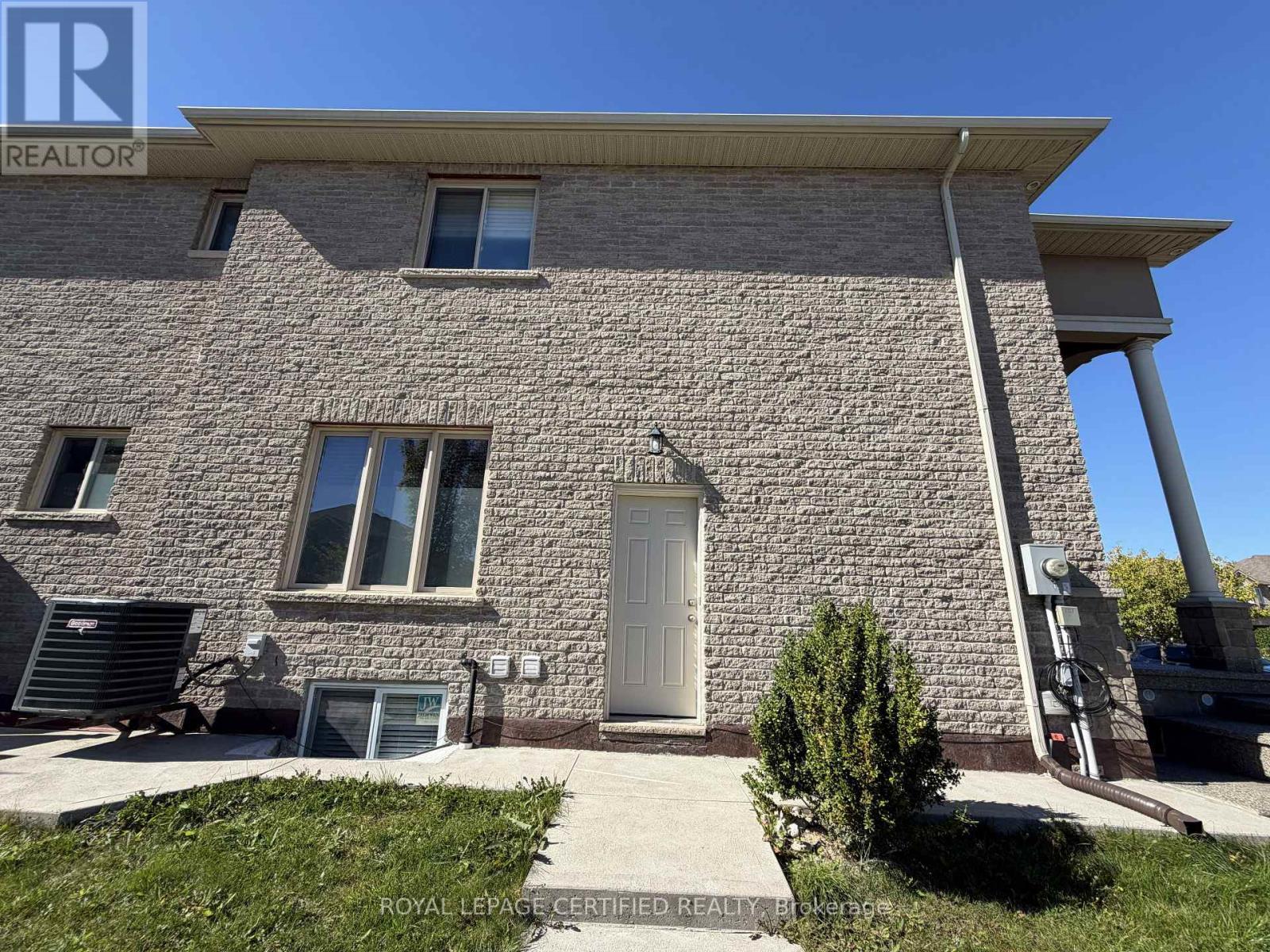 Bsmt - 61 Eagleglen Way, Hamilton, ON