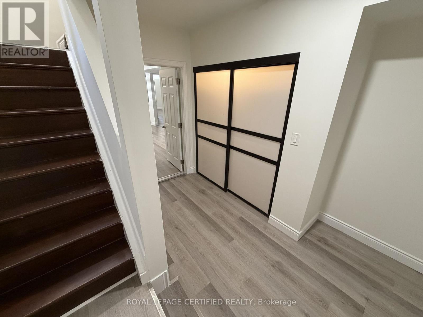 Bsmt - 61 Eagleglen Way, Hamilton, ON