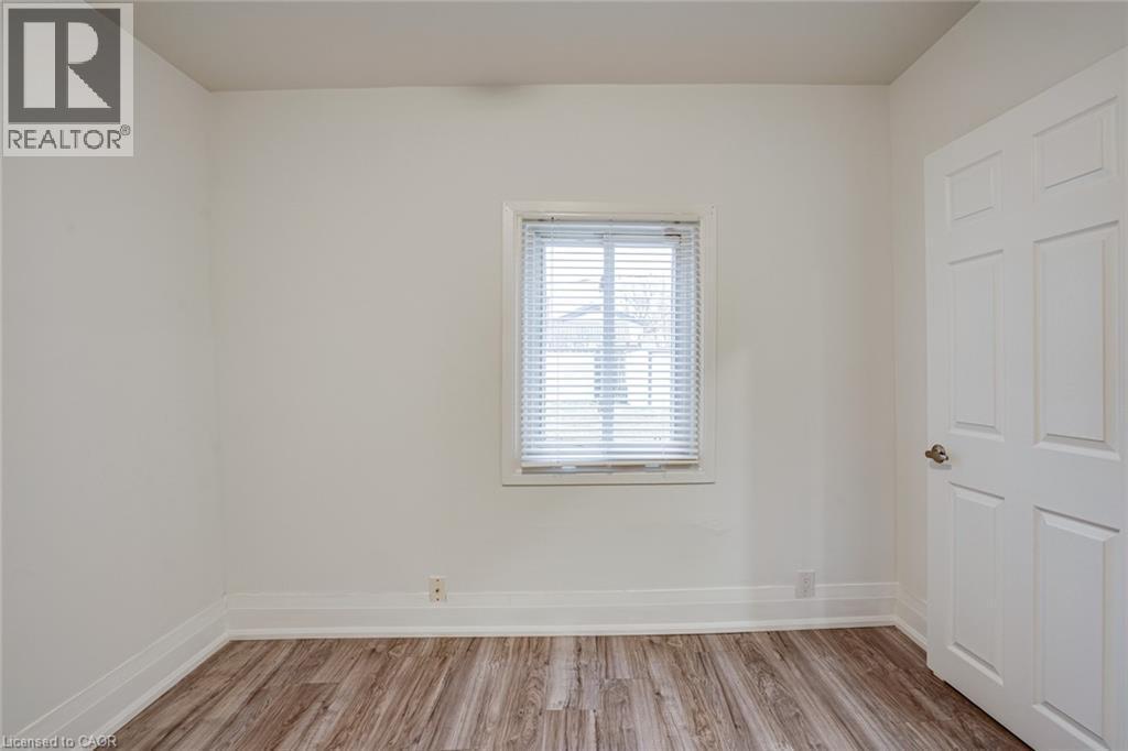 24 Vansitmart Avenue, Hamilton, ON