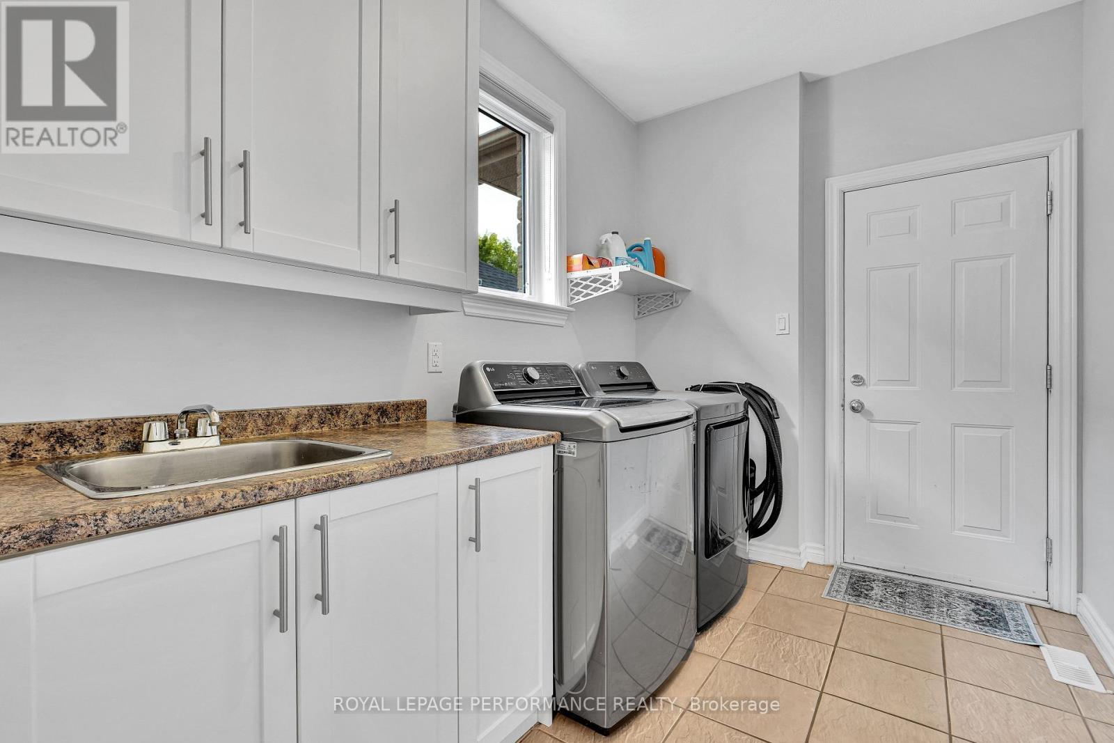 767 Long Point Circle, Ottawa, ON