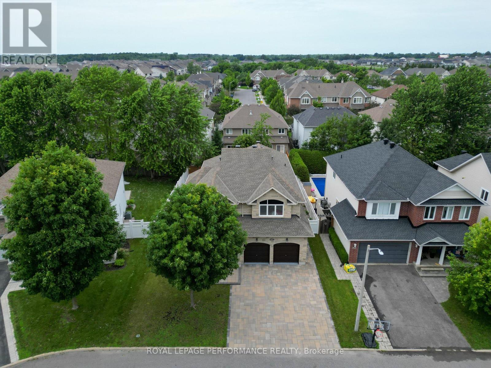 767 Long Point Circle, Ottawa, ON
